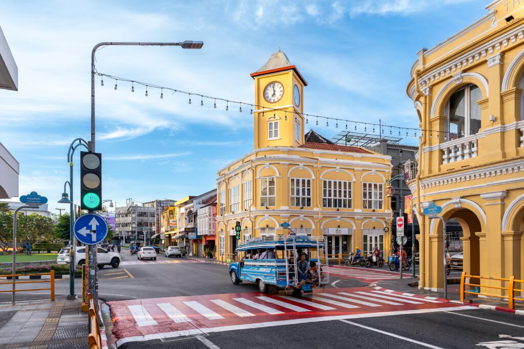 bear29taxiphuket LLL 4